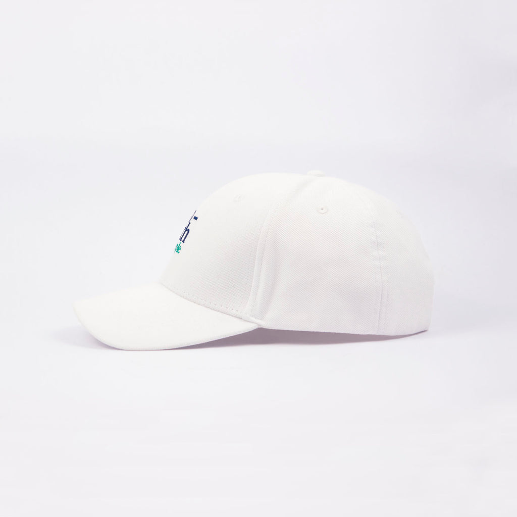 Lateral gorra color blanco logo south people